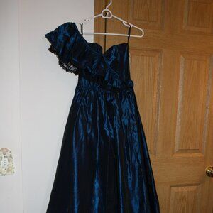 Navy-blue taffeta strapless long prom gown size 5 by Gunne Sax